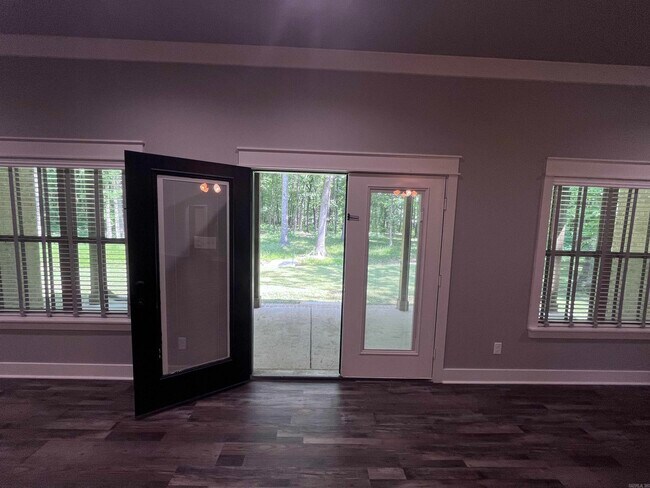 Building Photo - 206 Bridgewood Dr