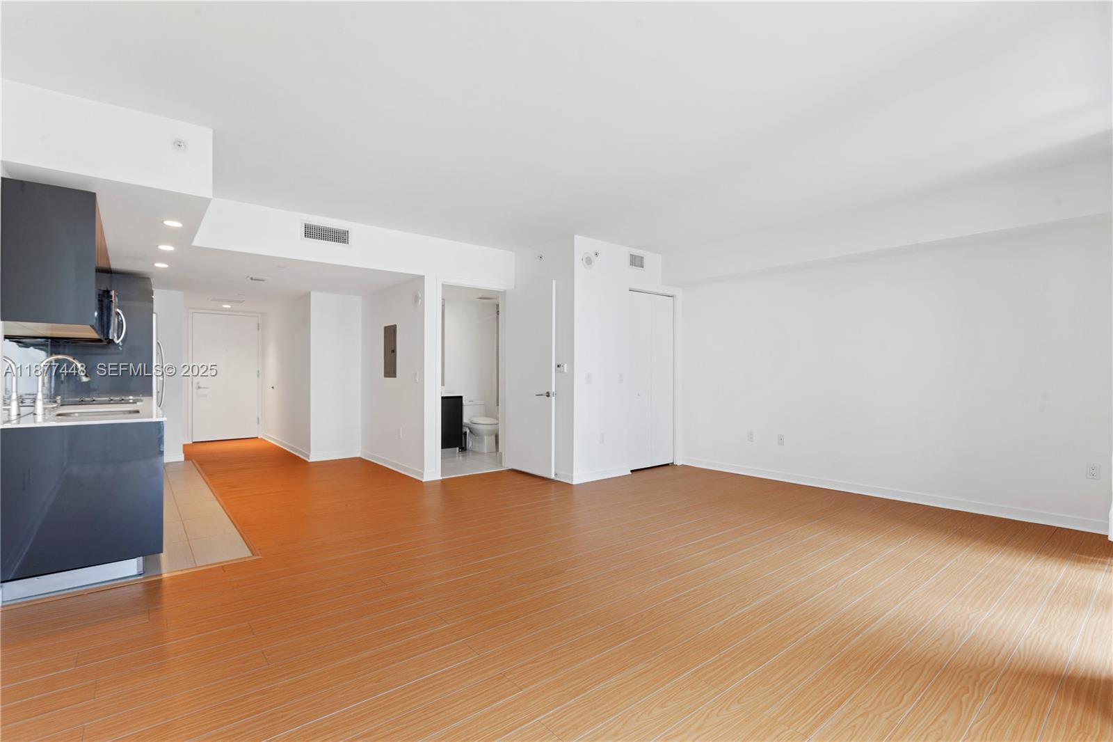 Building Photo - 31 SE 6th St