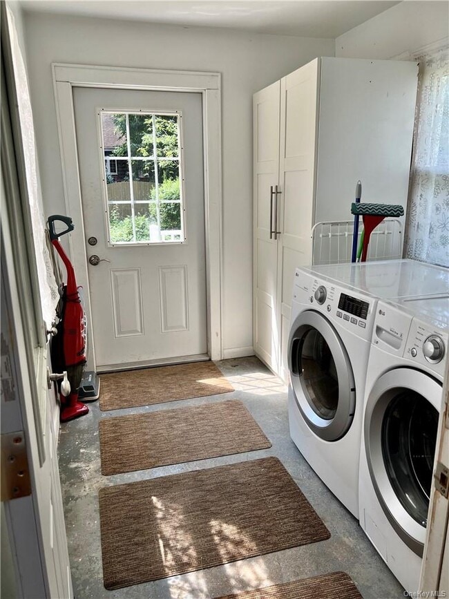 Building Photo - 46 Beechwood Rd