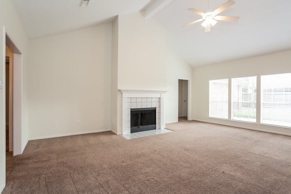 Building Photo - 4427 W Thunderwood Cir