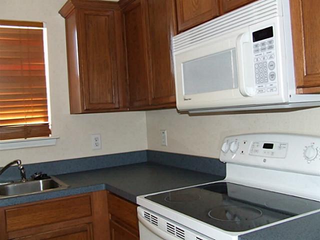 Building Photo - 132 Chambers Creek Cir