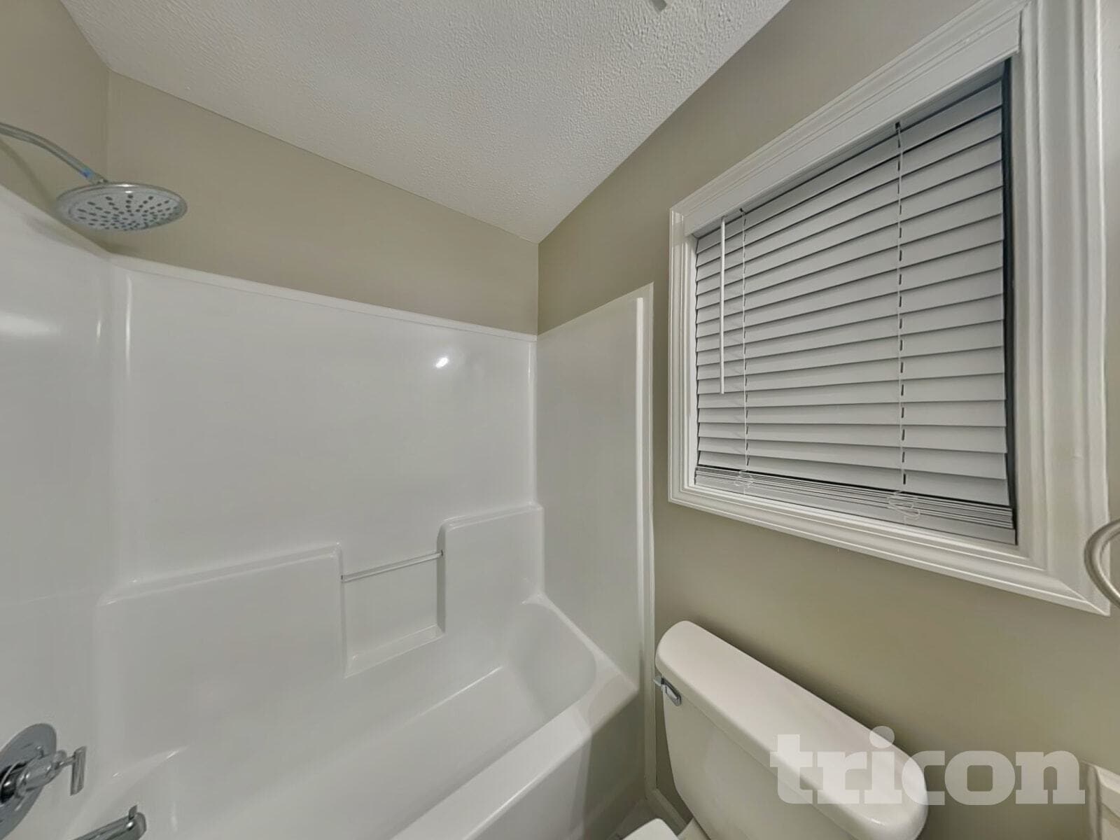 Building Photo - 252 Senator Dr