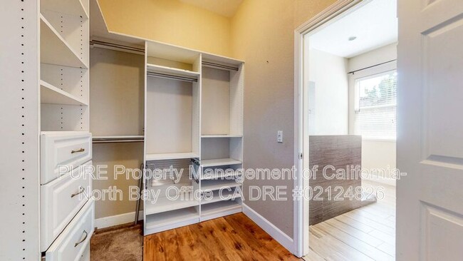 Building Photo - 8744 Merlot Way