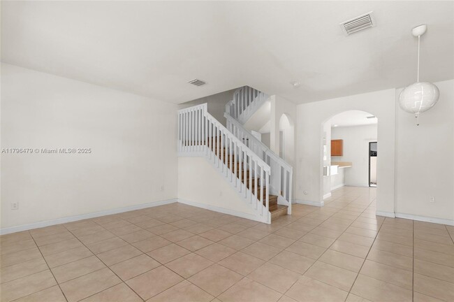 Building Photo - 9314 W 33rd Ln