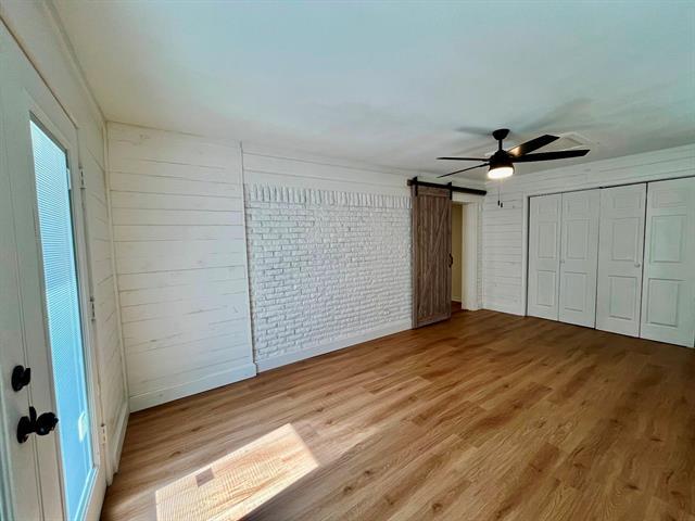 Building Photo - 513 Burgett St