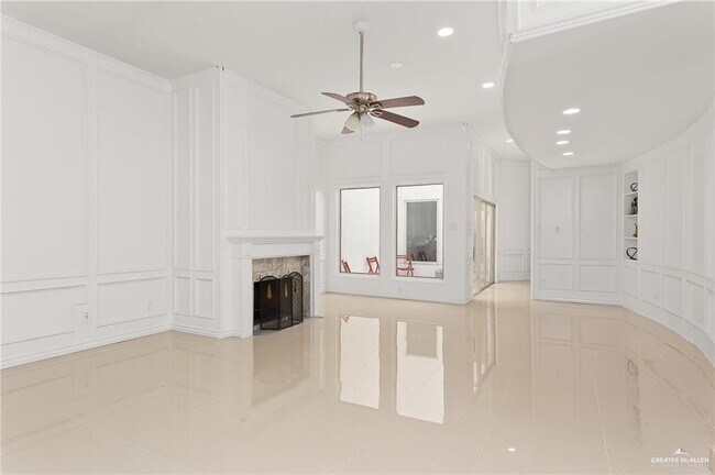 Building Photo - 23 N 2nd St