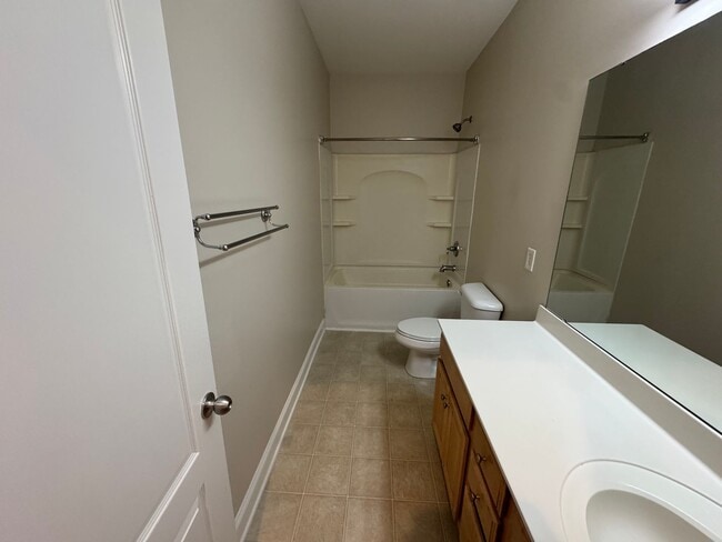 Building Photo - Beautiful 3BR/2.5BA Home in the Ballantyne Area; Great Schools!; Lawn Maintenance Covered