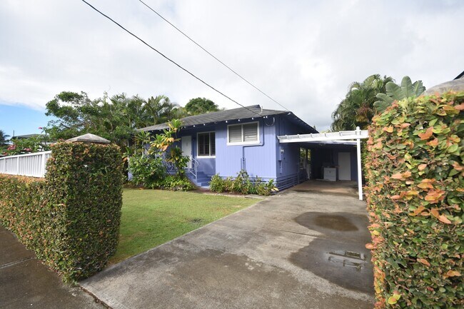 Building Photo - 1111 Hele St