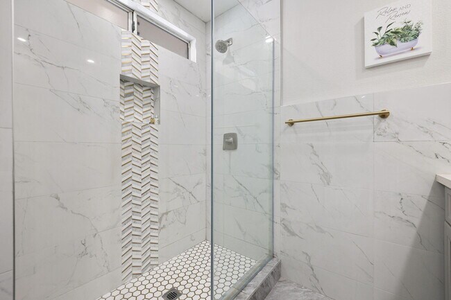 Building Photo - 31115 Whispering Palms Trail