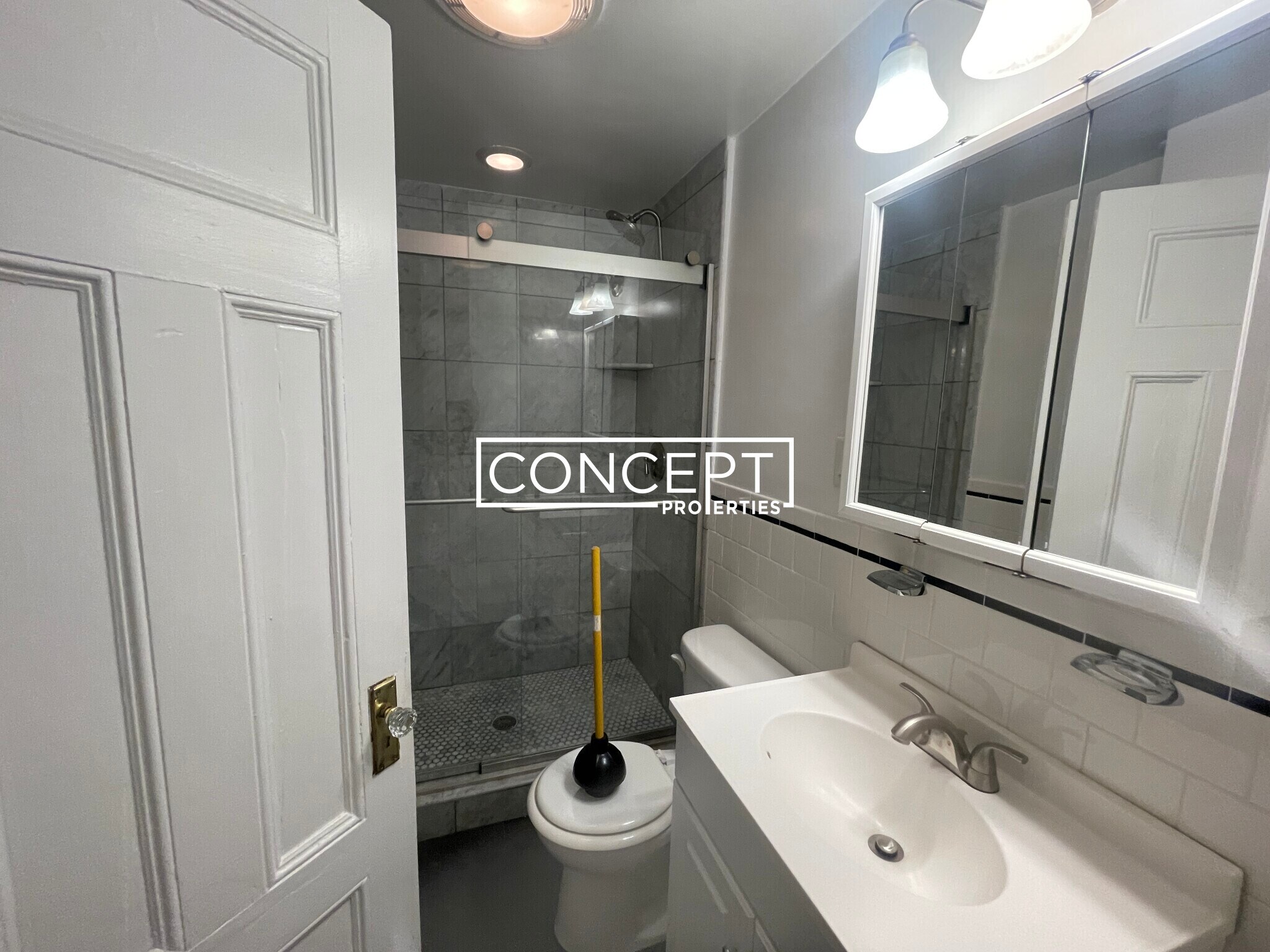 Building Photo - 379 Commonwealth Ave