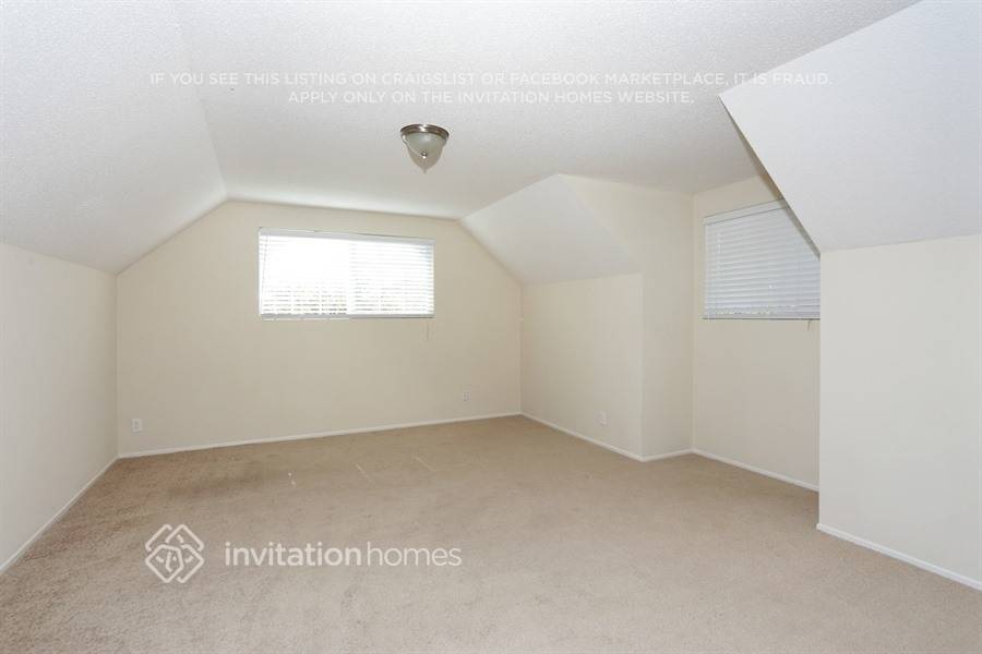 Building Photo - 130 Almanor Dr