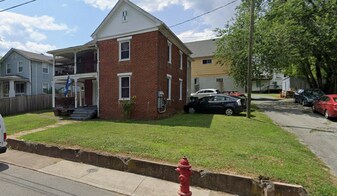 Building Photo - 225 Douglas Ave