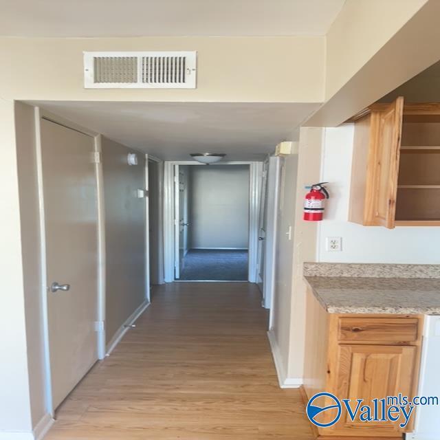 Building Photo - 2706 Lantern Walk SE