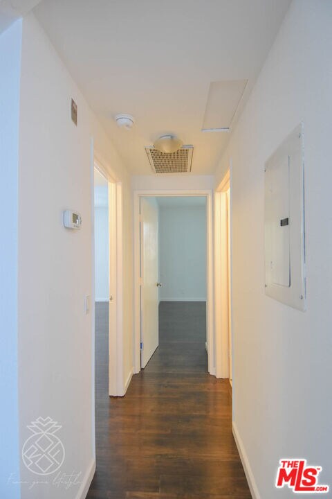 Building Photo - 1727 Glendon Ave
