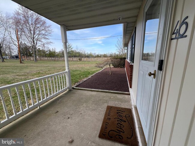 Building Photo - 46 Buck Dr