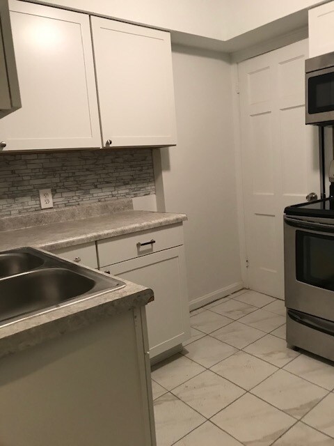Kitchen 2 - 59 S Pershing Ave