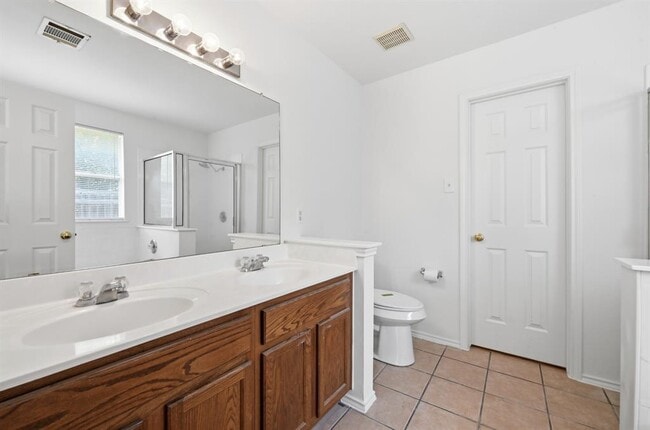 Building Photo - 123 Loon Lake Dr