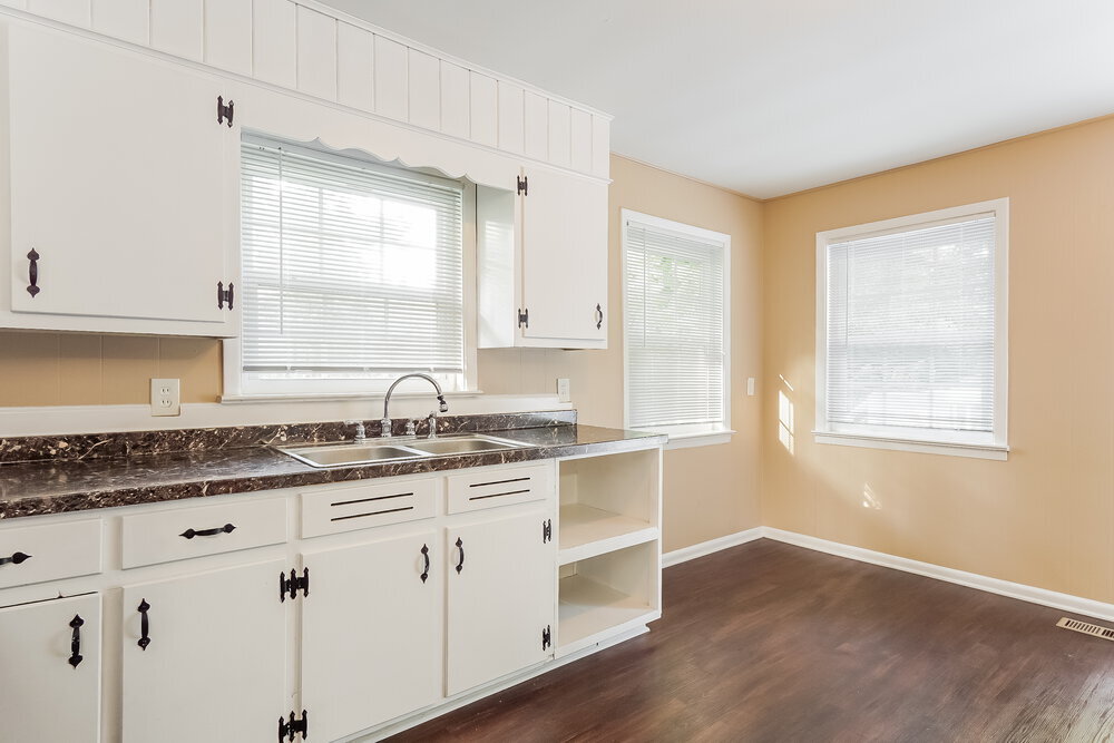 Building Photo - 1116 Hayes Rd