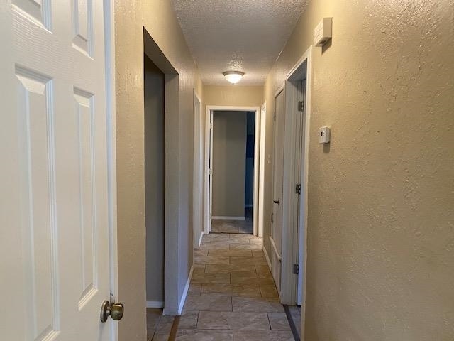 Building Photo - 6708 SW Forest Cir