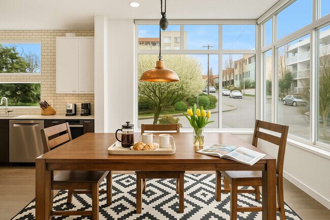 Building Photo - 301 Valley St