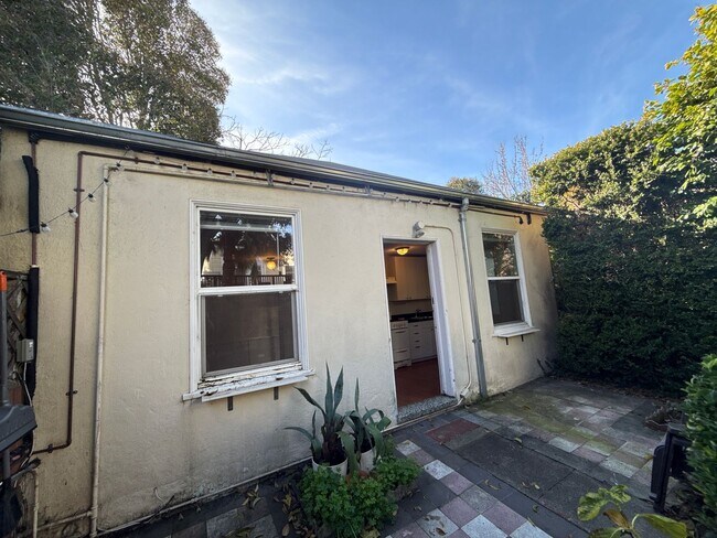 Building Photo - 229-229B 27th St