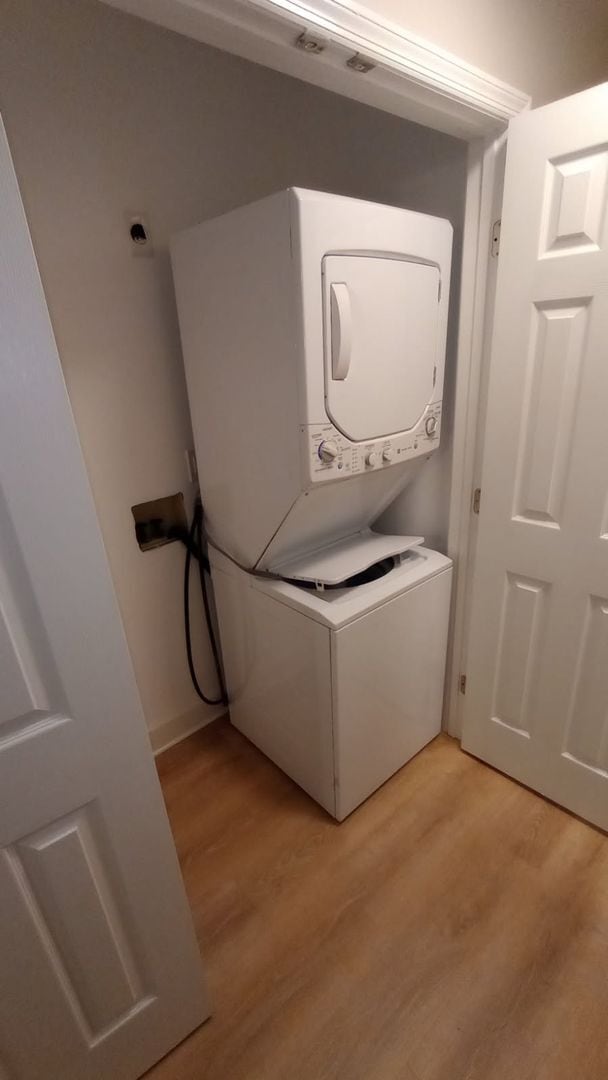 Building Photo - Remodeled 1 Bed 1 bath Condo Near Campus