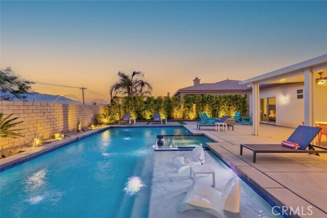 Building Photo - 65161 Rolling Hills Dr