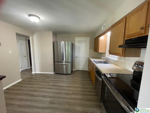 Building Photo - 2404 Woodstock Dr