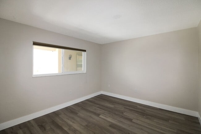 Building Photo - 210 Santa Maria St