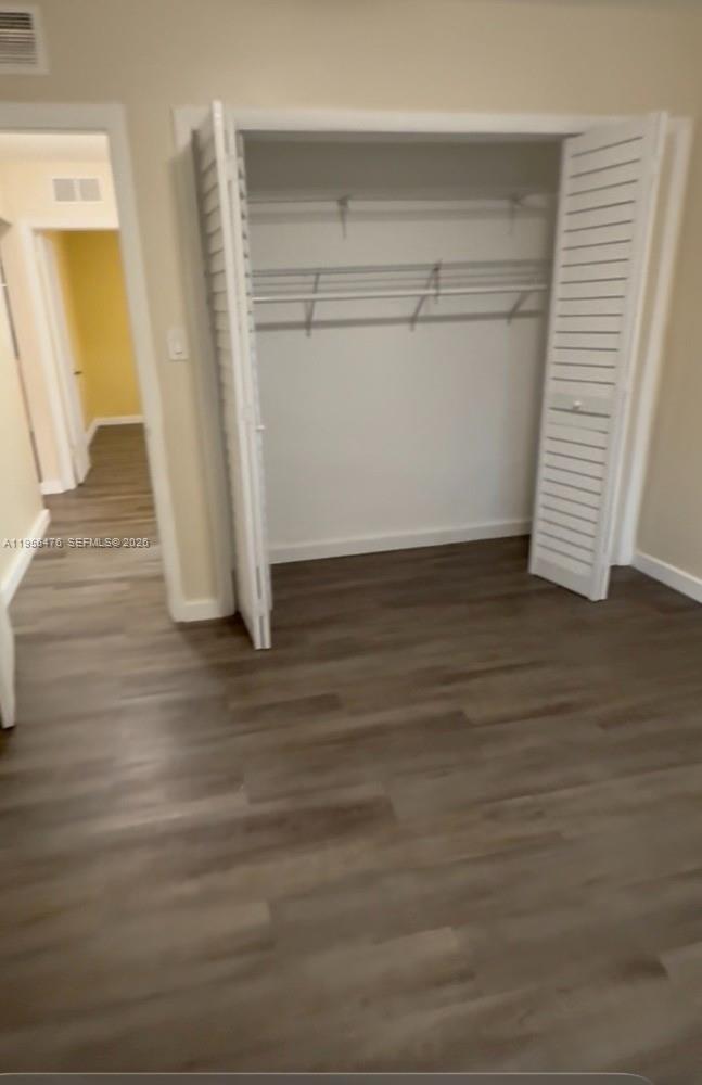 Building Photo - 905 NE 7th St