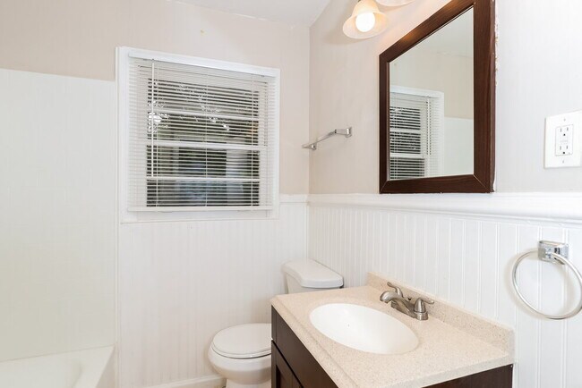 Building Photo - 6281 Denny Ln SW