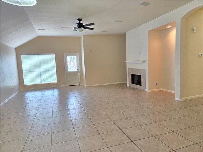 Building Photo - 8406 Taraglen Ct