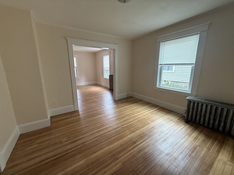 Building Photo - 38 Chickering St
