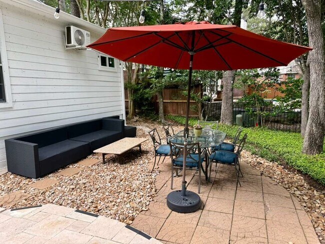 Building Photo - 65 S Hidden View Cir