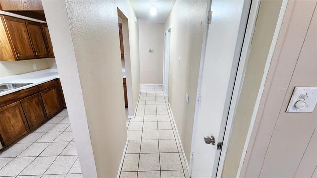 Building Photo - 7761 Sable Ln