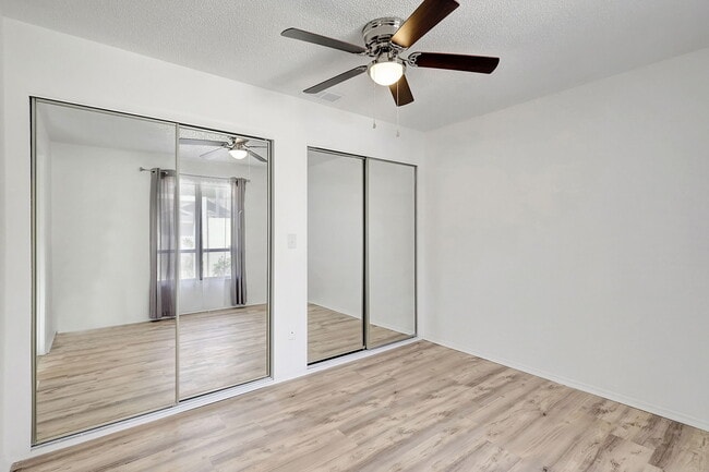 Building Photo - 107 Parkside Colony Dr