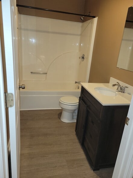 Building Photo - 64 Howard Carr Rd