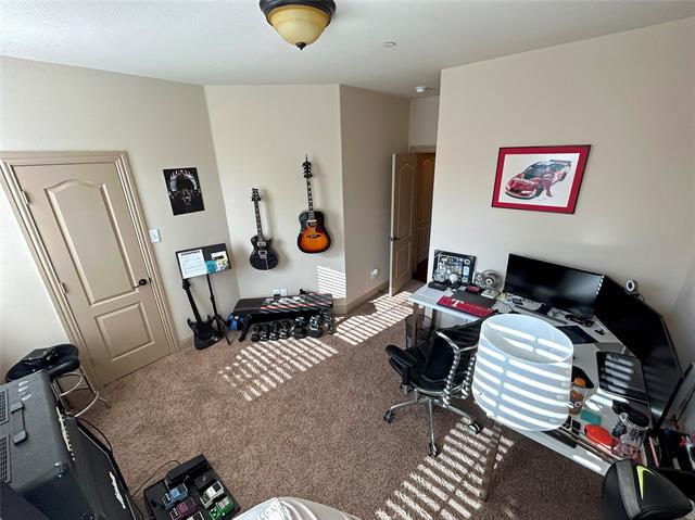 Building Photo - 4252 Riverview Dr