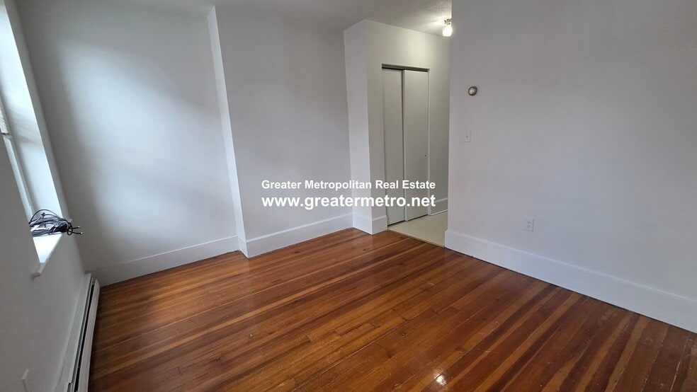 Building Photo - 207 Salem St