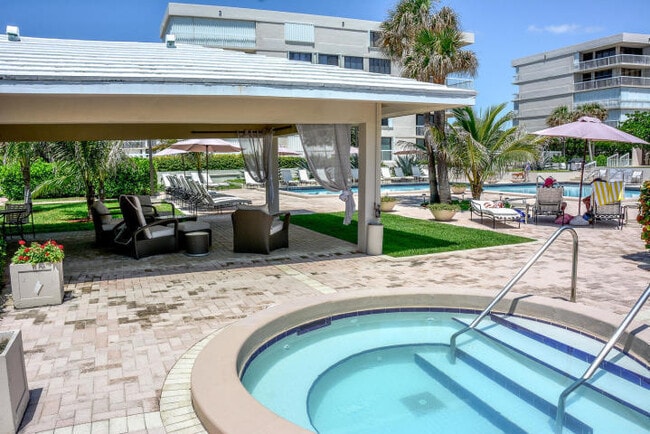 Building Photo - 3250 S Ocean Blvd