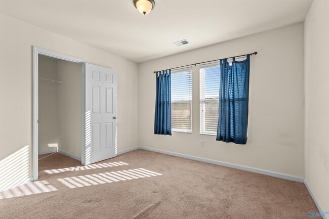 Building Photo - 313 Mertle Dr