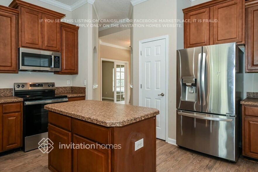 Building Photo - 4015 Trail Ridge Rd