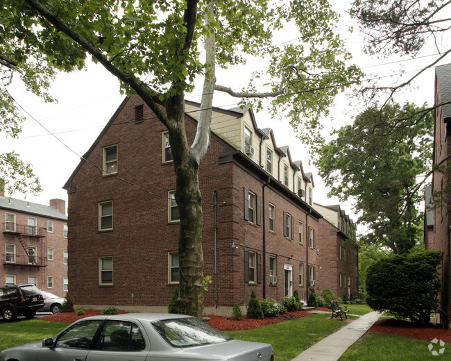 Primary Photo - Bergen Sterling