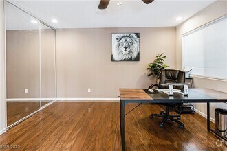 Building Photo - 9065 Hanging Tapestry Ct