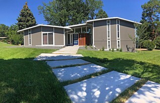 Building Photo - 6253 S Pontiac St
