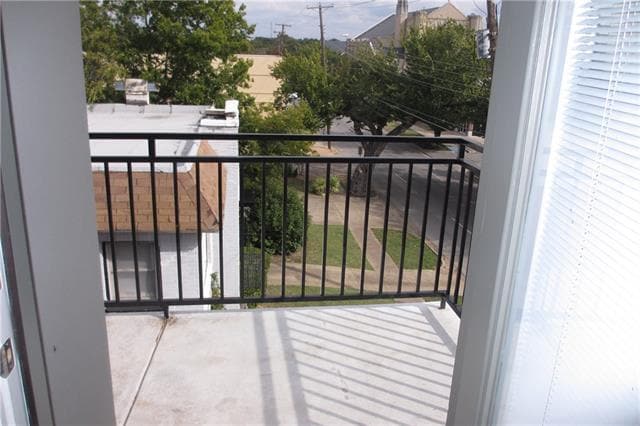 Building Photo - 4223 Wycliff Ave