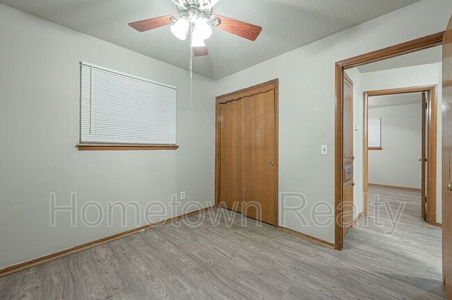 Building Photo - 1332 SW 63rd St