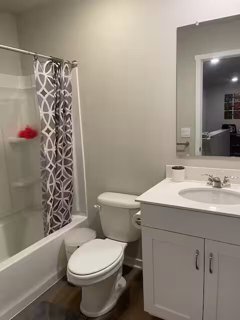 Building Photo - 4521 SE Ember Ln