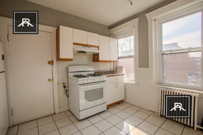 Building Photo - 2 bedroom in Brighton MA 02135
