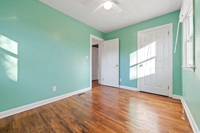Building Photo - Charming All-Brick 3 Bedroom Durham Rental –  Available NOW!